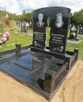 Памятник из гранита